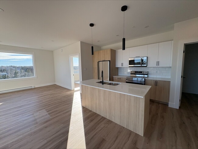 Building Photo - 1035 Melanson Rd Unit 602