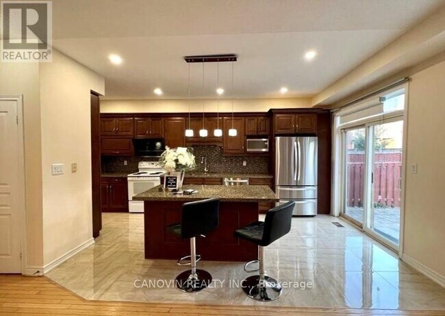 Photo - 17 Waldron Crescent