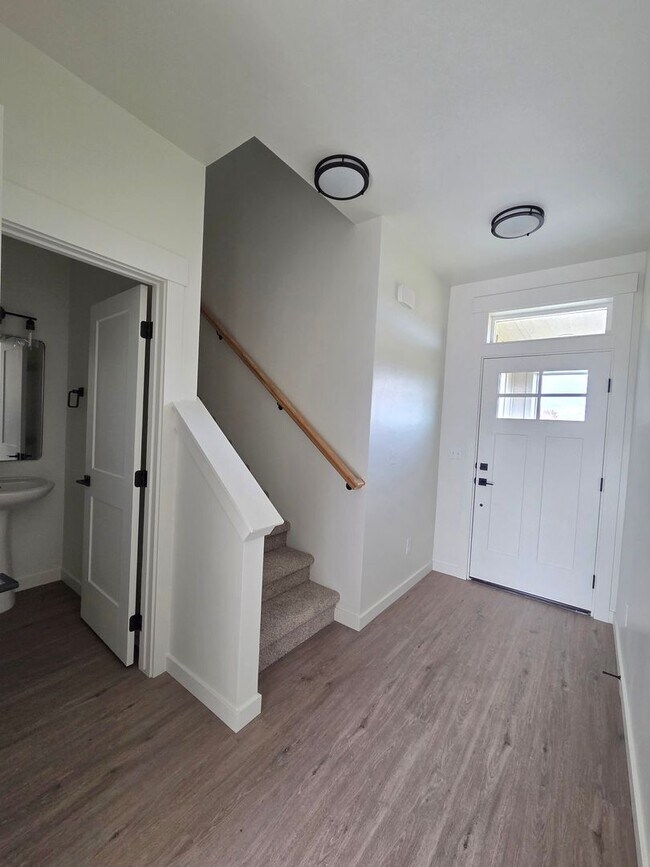 Photo - Modern New-Build Duplex in Payette