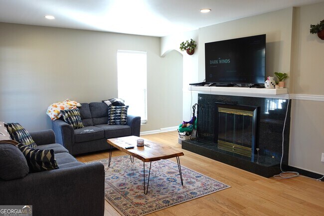 Photo - 1333 Holliday Dr