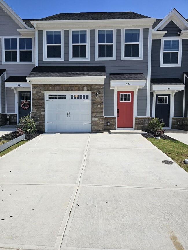 Photo - 340 Lograto Ln