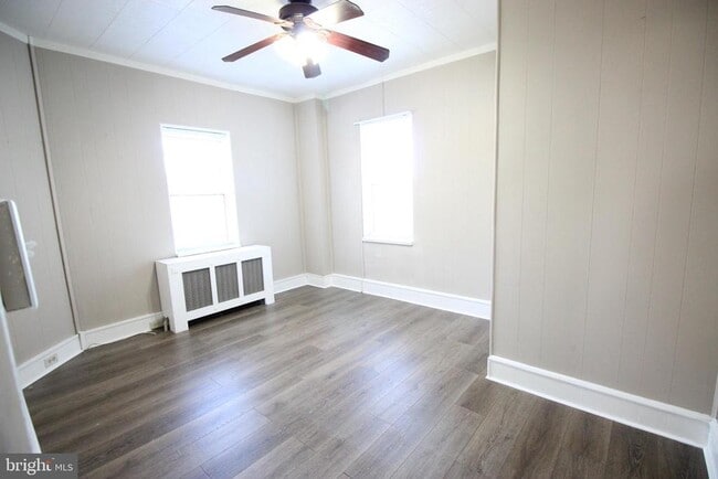 Photo - 201 E Delaware Ave Unidad APARTMENT A