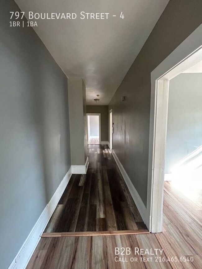 Photo - 797 Boulevard St Unidad 4