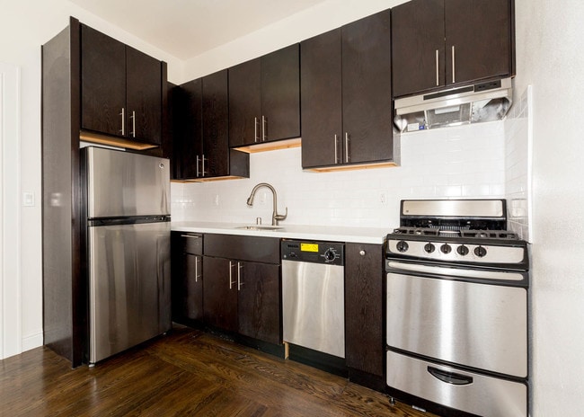 Unit #208 - 990 Geary