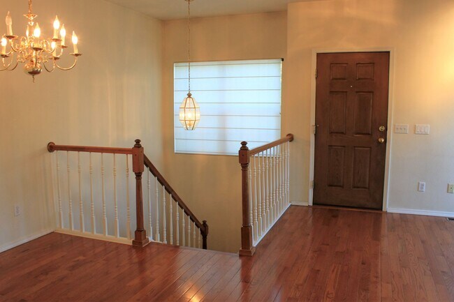 Photo - 6990 Los Reyes Cir