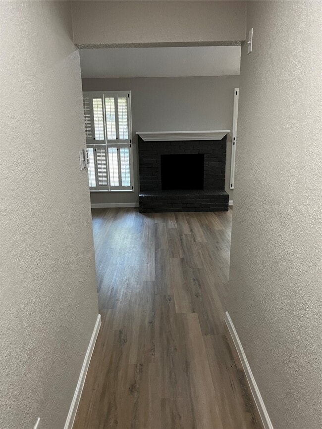 Photo - 2115 Blindlake Dr