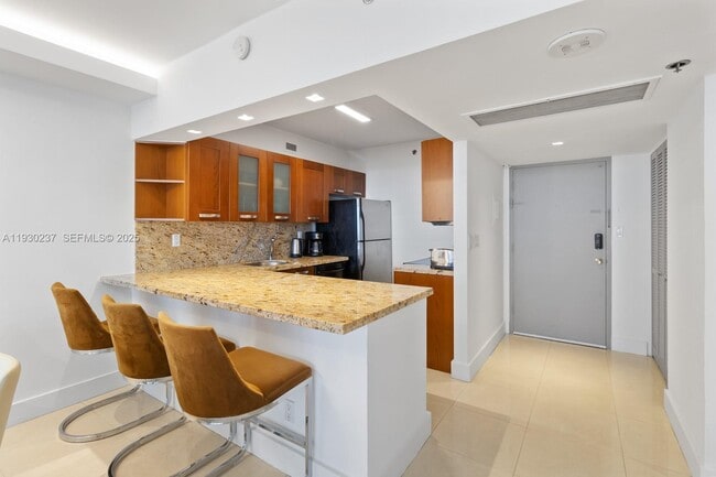 Photo - 100 Lincoln Rd Unit 543