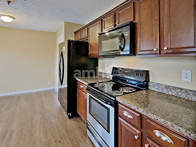 Photo - 4328 Pender Ct