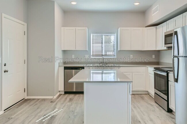 7010 N 80th Ave Unit 3