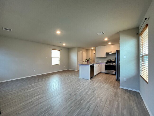 Photo - 3 Bedroom/2Bathroom Southton Meadows