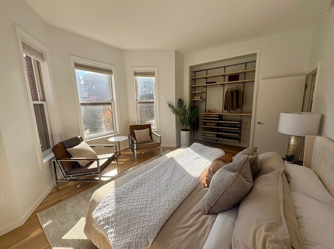 Photo - 363 Marlborough St Unit 5