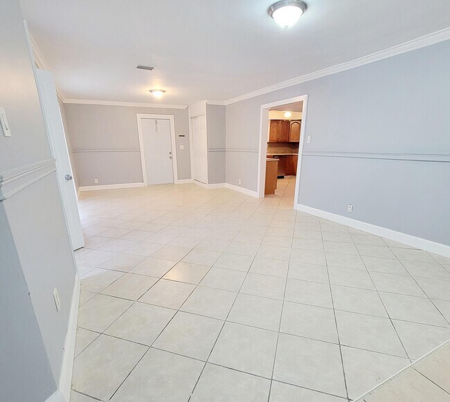 2021 NW 64th Ave