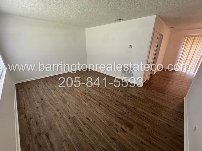Photo - 1500 Cherry Ave