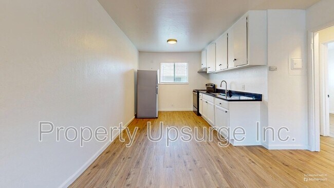 Photo - 1558 Bridge St Unit 20