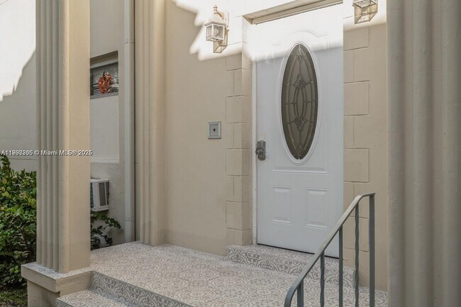 Photo - 23 Phoenetia Ave Unit 1