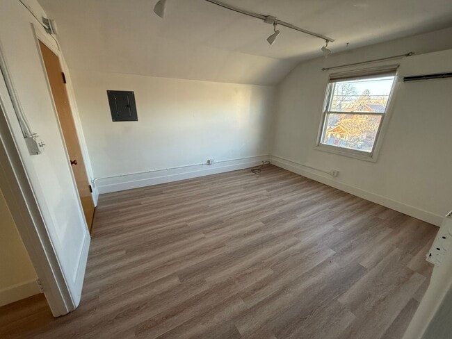 Photo - 316 E Peach St Unit 316 E Peach  3