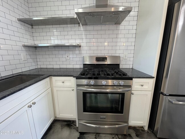 Photo - 3416 N 37th St Unit 3