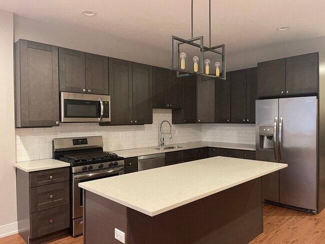 Photo - 215 S Hamilton Ave Unit 1N