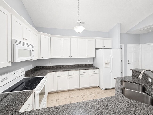 Photo - 264 Archdale St