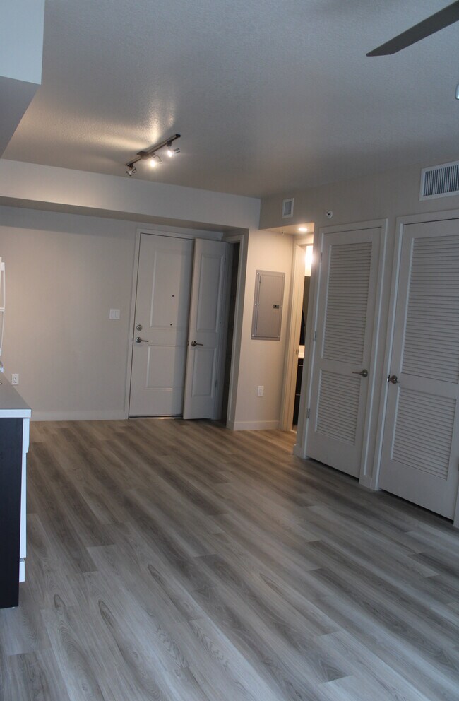 Sailboat Bend II 55+ Apts. NO VACANCY For Rent in Fort Lauderdale