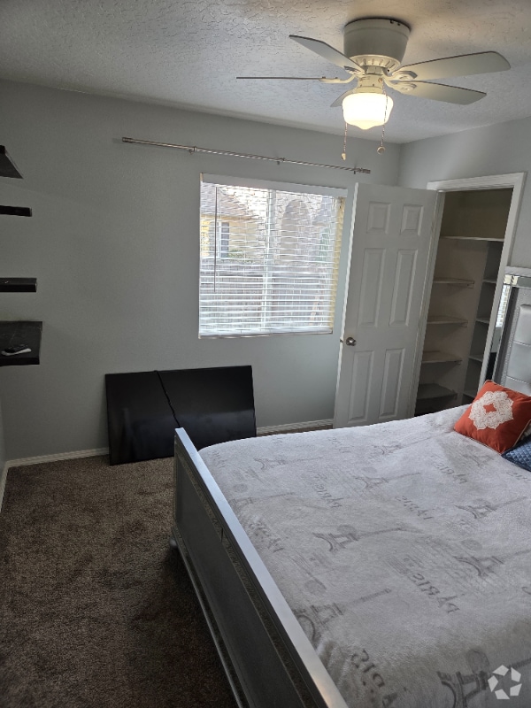 Building Photo - 1609 S Middle Creek Ct Rental
