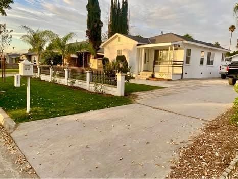 Building Photo - 3647 Elliotta Dr