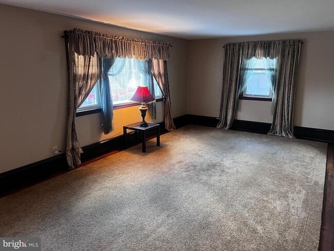 Photo - 636 Ridgeway Rd