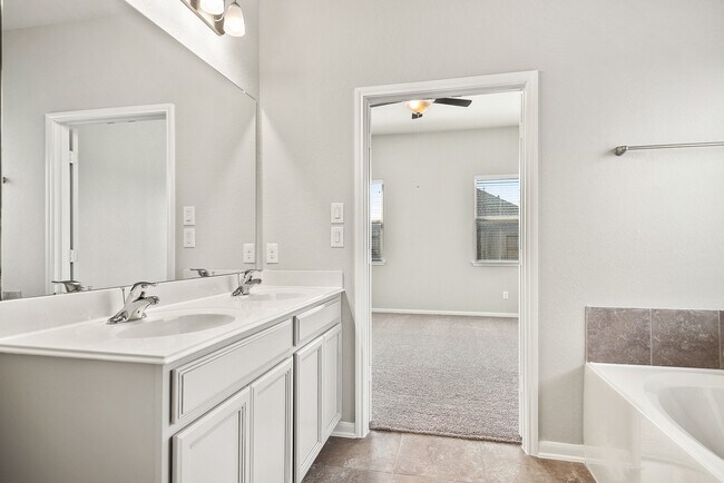 Photo - 4438 Lone Alcove Dr