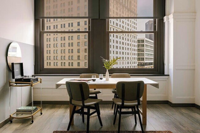 Hotel Houze - Short Term Leases