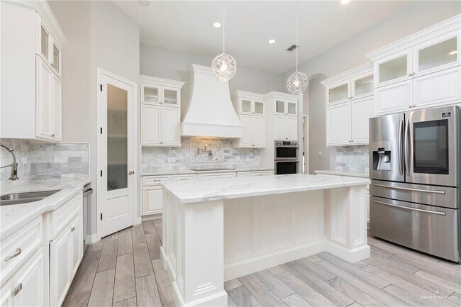 Photo - 23 Payton Dr