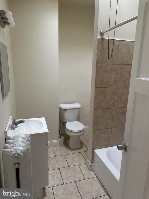 Photo - 2033 Wilmot St