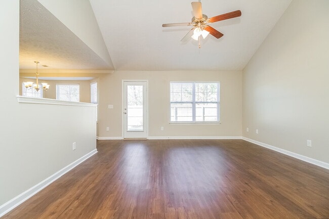 Photo - 327 Sarava Ln
