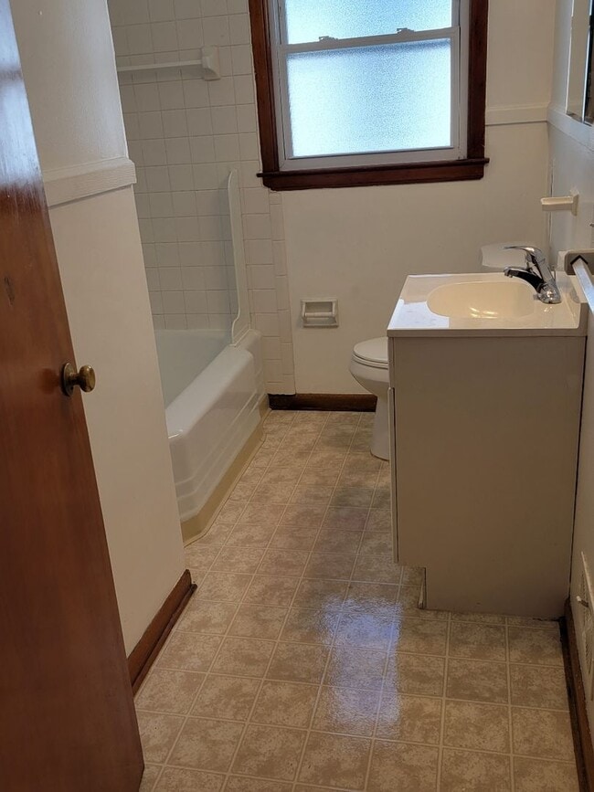 Photo - 3721 Watson Ave Unidad 3721 Watson Upper