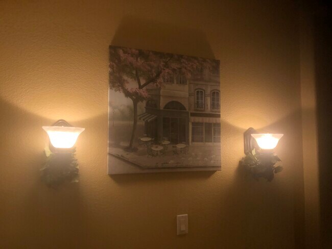 Photo - 4783 Village Green Dr