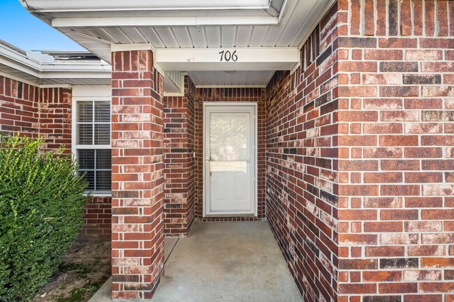 Photo - Eco-Friendly Solar Home in Bentonville!