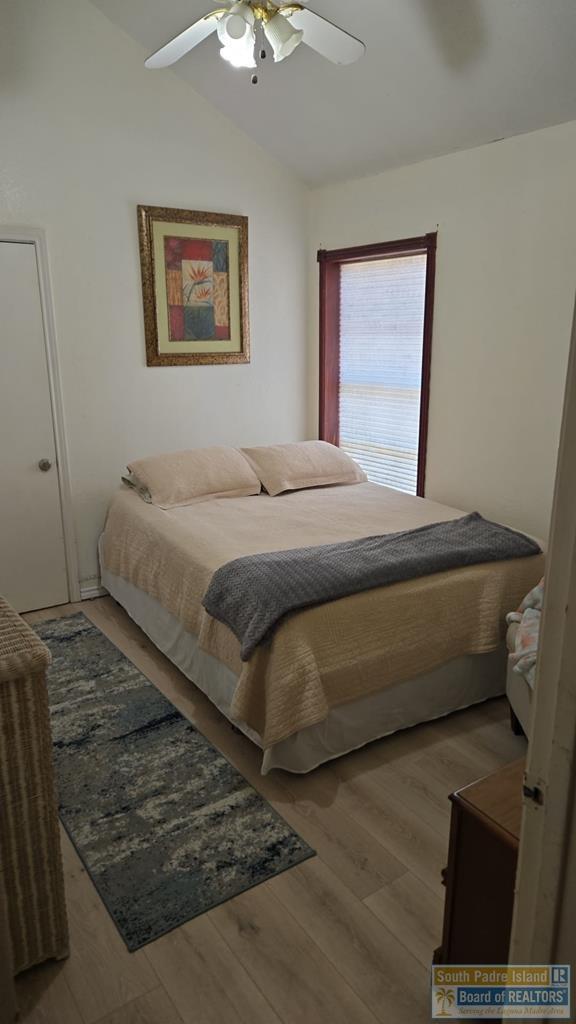 Photo - 906 W Polk St