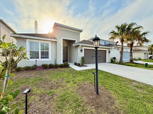 Photo - 7832 Red Hickory Pl