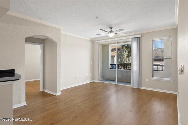 Building Photo - 8539 Gate Pkwy W Unit 9111