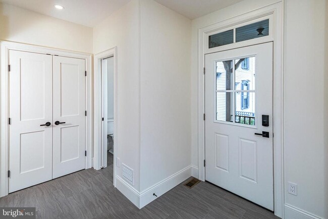 Photo - 22 Dickinson St