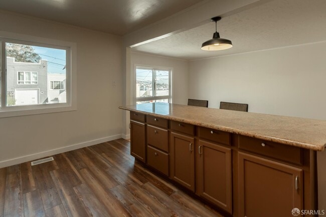 Photo - 316 Bridgeview Dr