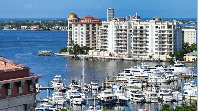 Photo - 1350 Main St Unit 1206