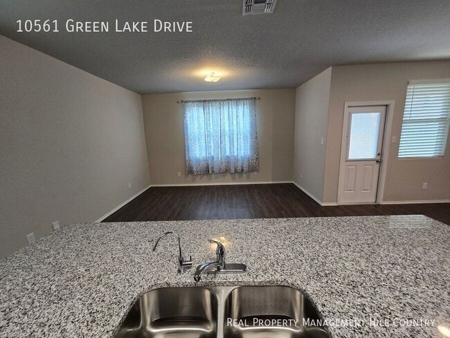 Photo - 10561 Grn Lk Dr