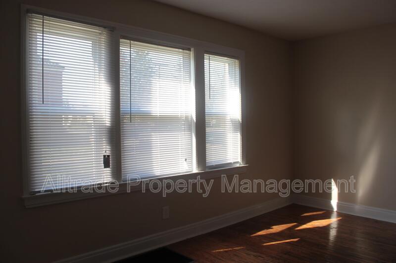 Photo - 615 S 44th St Unit 6,