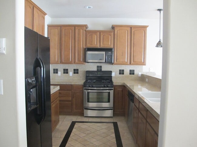Photo - 838 N 7th St