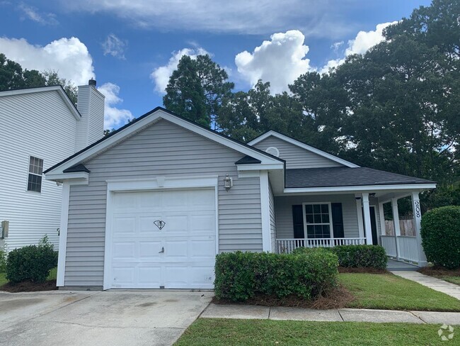 Building Photo - House in Brookhaven!