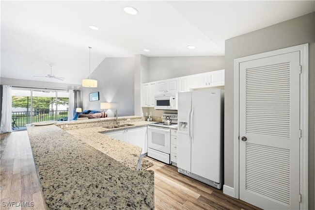 Photo - 5455 Worthington Ln Unit 202