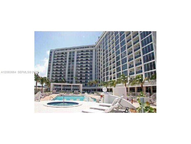 Building Photo - 10275 Collins Ave Unit 715