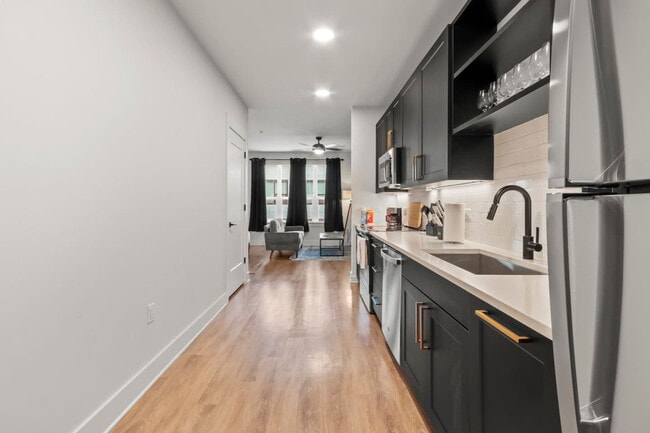 Photo - 2317 W Grace St Unit SI ID1312502P