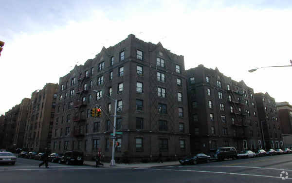 2620 Glenwood Rd - 2620 Glenwood Rd Apartments