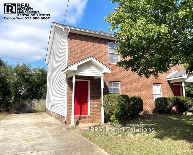 Building Photo - 2 Story Brick Duplex- 2BD/1.5BA Walk to MTSU!